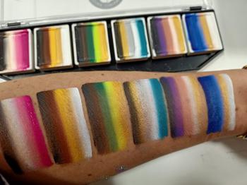 Colorblock paleta 6x10g DUHOVÉ ADULT GLITZ #1 Cameleon barva na tělo a obličej UV
